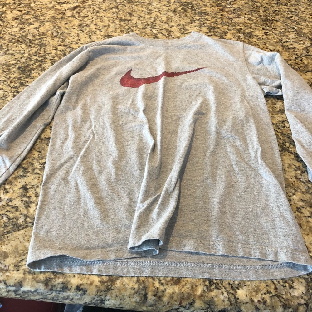 Boys Nike long sleeve T-shirt